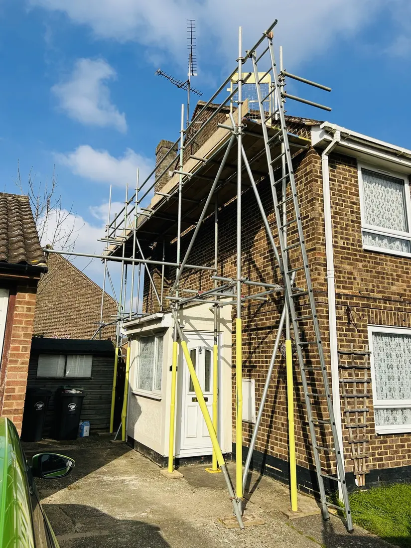 Scaffold on a semi-detached house by Falcon Scaffolding